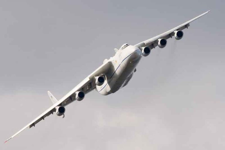 Hari Ini, 35 Tahun Lalu, Pesawat Kargo Terbesar di Dunia Antonov An-225 Mriya Terbang Perdana