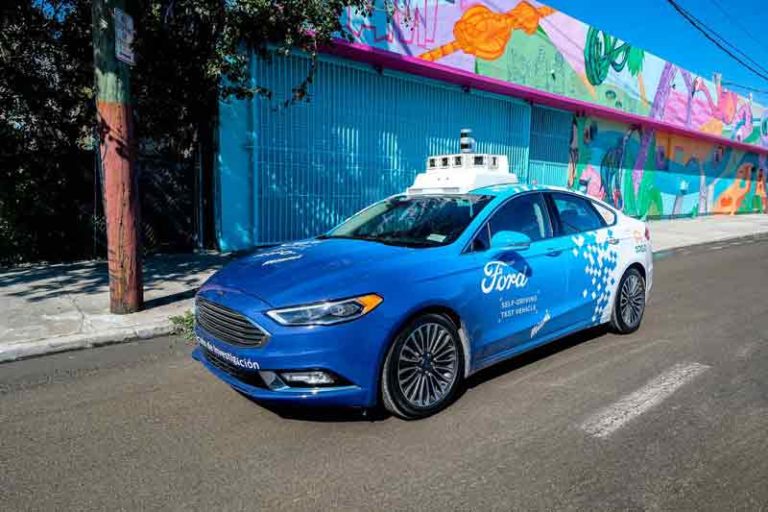 Robotaxi Ford Ditunda Peluncurannya Hingga 2022