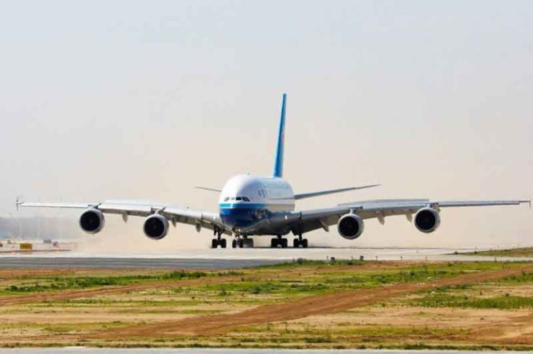 Keluar dari SkyTeam, China Southern Airlines Selangkah Gabung Aliansi Maskapai Oneworld