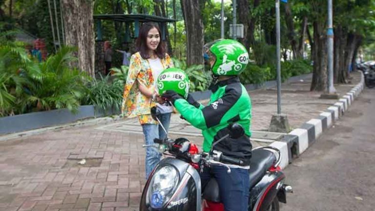 GoTransit, Hubungkan GoJek dengan Pembelian Tiket KRL Jabodetabek
