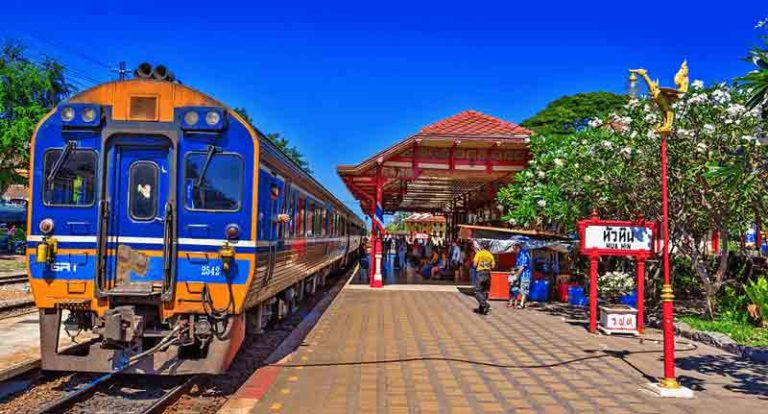Hua Hin, Stasiun Tertua di Thailand dan Punya Bangunan Unik