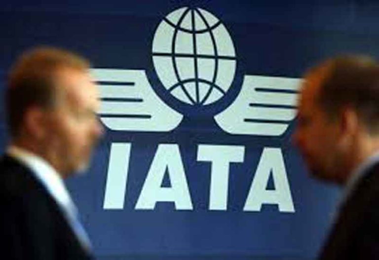 IATA: Industri Penerbangan Global Mulai Membaik, Varian Omicron Datang dan Merusaknya