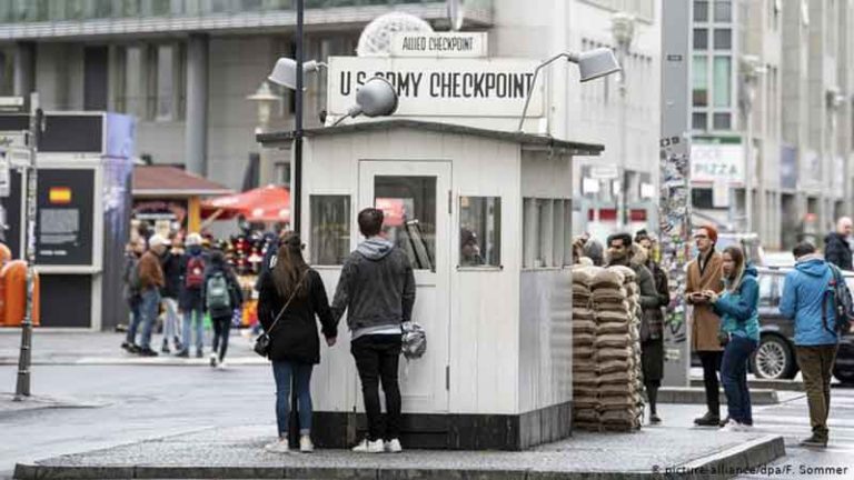 Kata “Check Point” Kondang Setelah PSBB, Ternyata Sebelumnya Justru Terkenal di Jerman