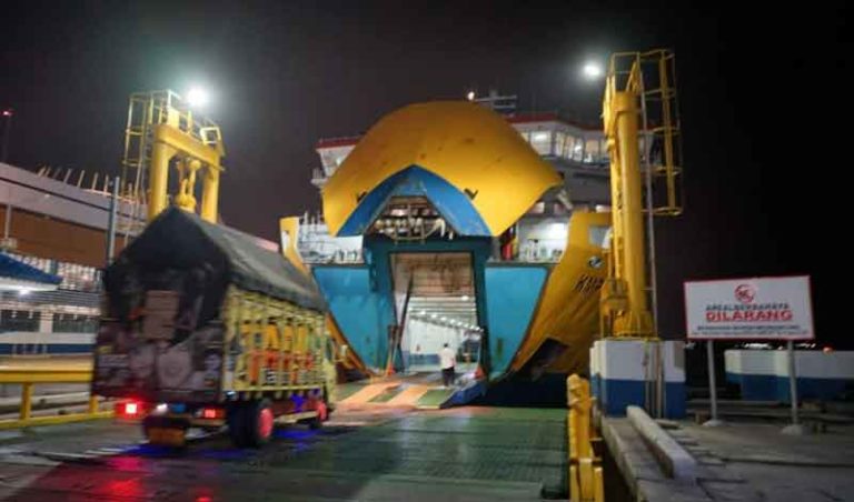 Update PSBB, ASDP Layani 688.836 Unit Truk Logistik di 7 Cabang Utama