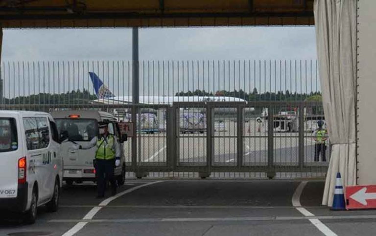 Terobos Area Terlarang, Pria Lansia Kemudikan Van ke Apron dan Runway Bandara Narita