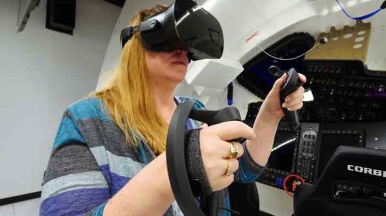 Sebelum Terbang dengan Kapsul Boeing CST-100 Starliner, Astronot Berlatih dengan VR