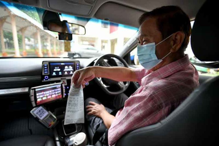 Tak Berikan Struk Pembayaran, Pengemudi Taksi Singapura Kena Denda 50 Dollar
