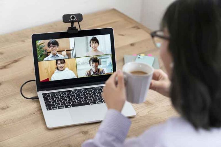 “Workcation,” Pilihan Para Pekerja di Jepang Selama Pandemi