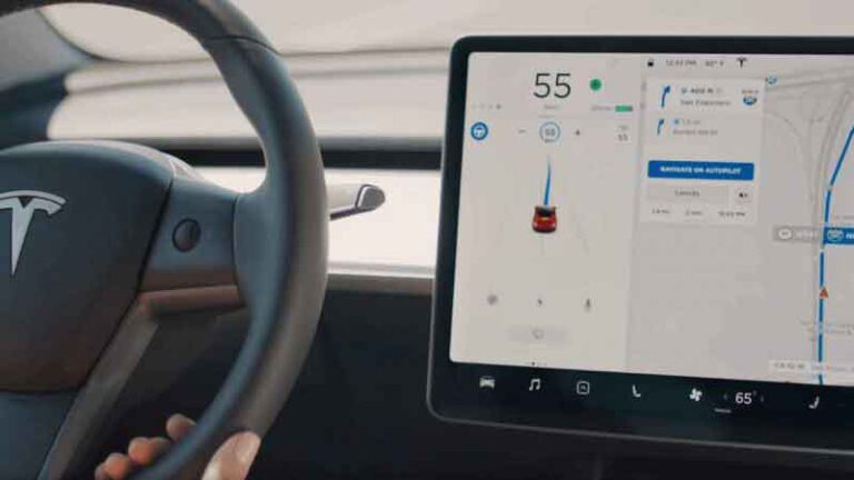 Elon Musk: Normal Baru, Kendaraan Listrik Mampu Menempuh Jarak Sejauh 500 Km