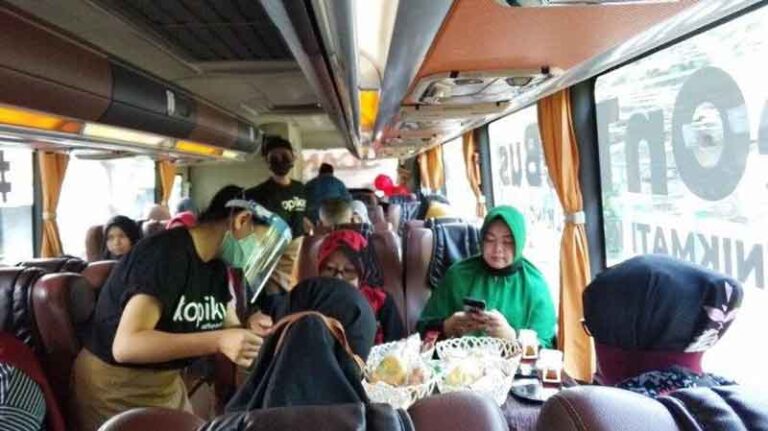 Kalau ke Jogja, Jangan Lupa Nikmati Perjalanan dan Ngopi di Coffee On The Bus