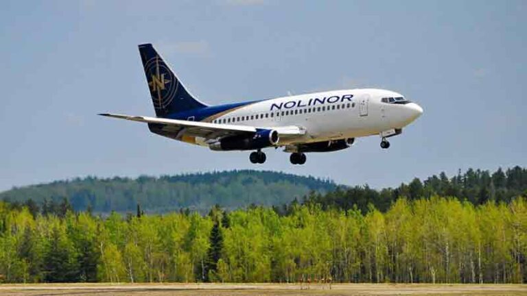Kenapa Mesin Boeing 737 Generasi Pertama Begitu Kecil?