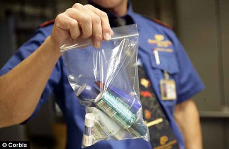 Tips Lolos dari Aturan Batas Cairan Maksimal 100 Ml ke Kabin Pesawat, Cukup Pakai Kertas!