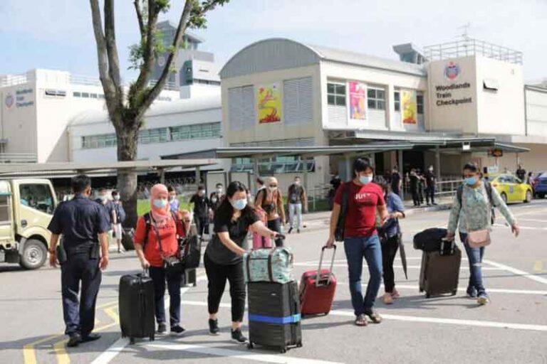 Perbatasan Singapura-Malaysia Akhirnya Dibuka, Tapi Tak Ada Angktan untuk Warga