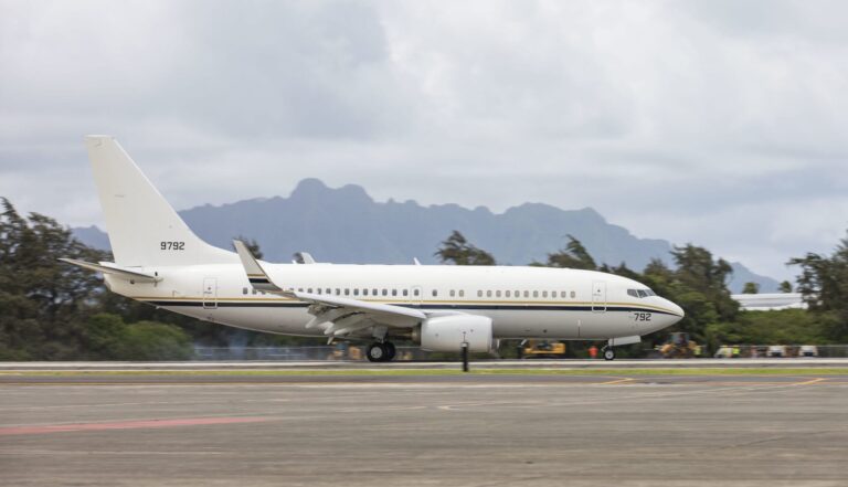 Boeing C-40, Varian Unik 737 yang Jarang Diketahui Publik