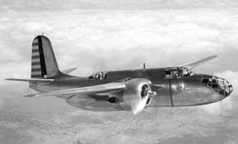Hari ini, 78 Tahun Lalu, Tiga Kru Douglas A-20 Havoc Berhasil Tembus Badai untuk Pertama Kalinya di Dunia