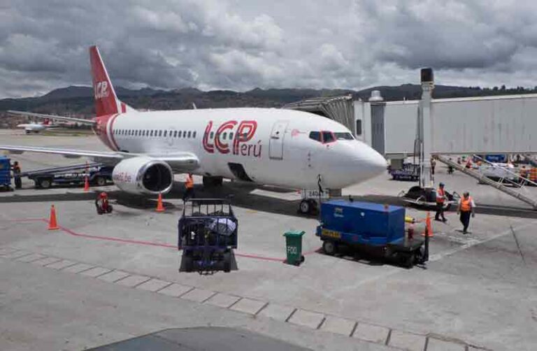 Sambutlah LAPERU, Maskapai LCC pertama Sekaligus Maskapai Satu-satunya Milik Peru