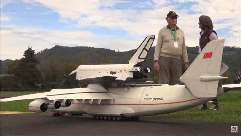 (Video) Pertama Kalinya, Pesawat Ulang-Alik Buran Meluncur dari ‘Punggung’ Replika Antonov An-225 Mriya
