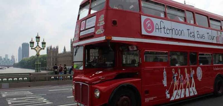 Bus Tingkat Ternyata Awalnya di Paris Bukan London