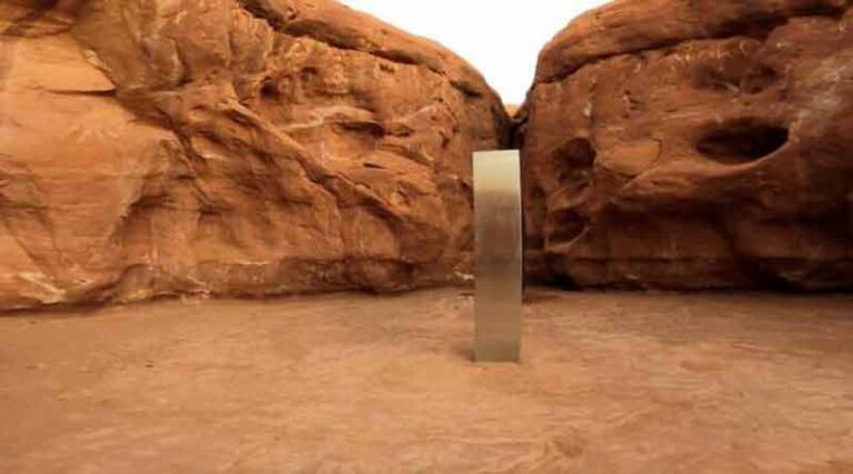 Misteri Hilangnya Monolit di Utah, Dicuri Alien?