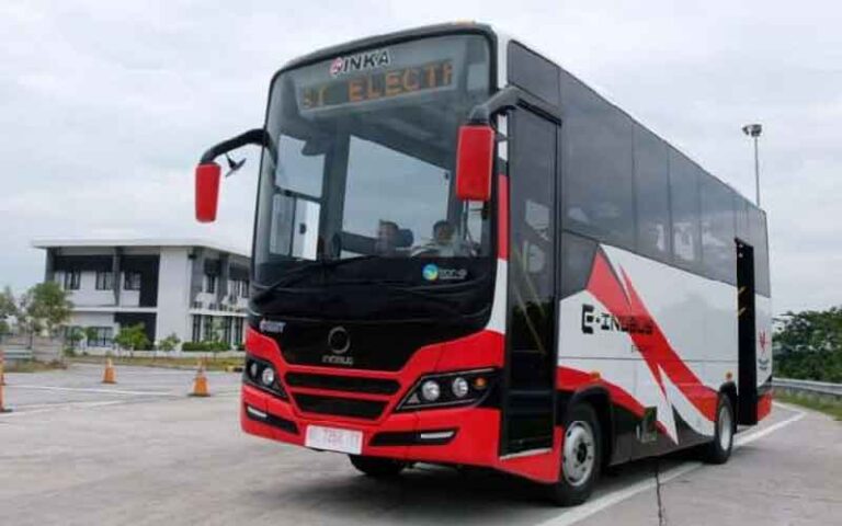 PT INKA Punya Bus Listrik dan Kini Diuji Coba di Jakarta oleh PT TransJakarta