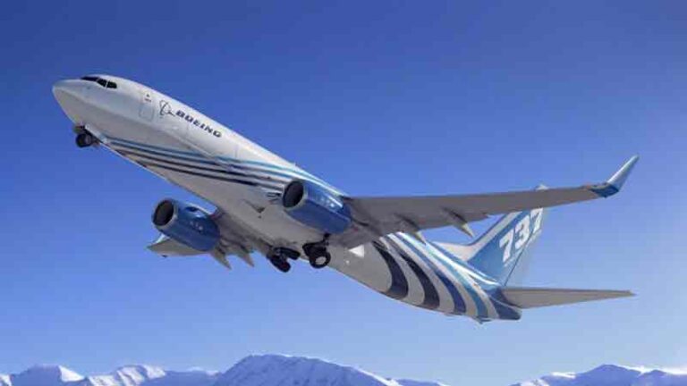 Pesawat Kargo 737-800BCF Jadi Andalan Boeing Raup Untung di Era Pandemi