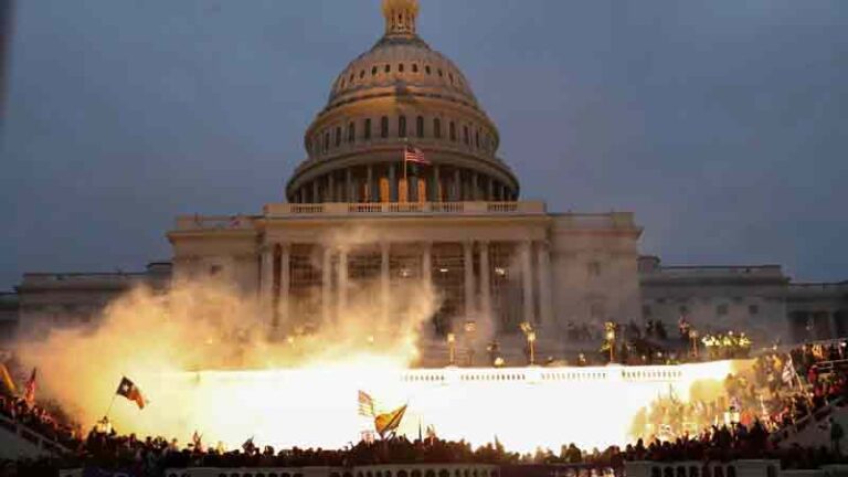 Gedung Capitol AS Dapat Ancaman Mau Ditabrak Pesawat! Ulah Pendukung Trump?