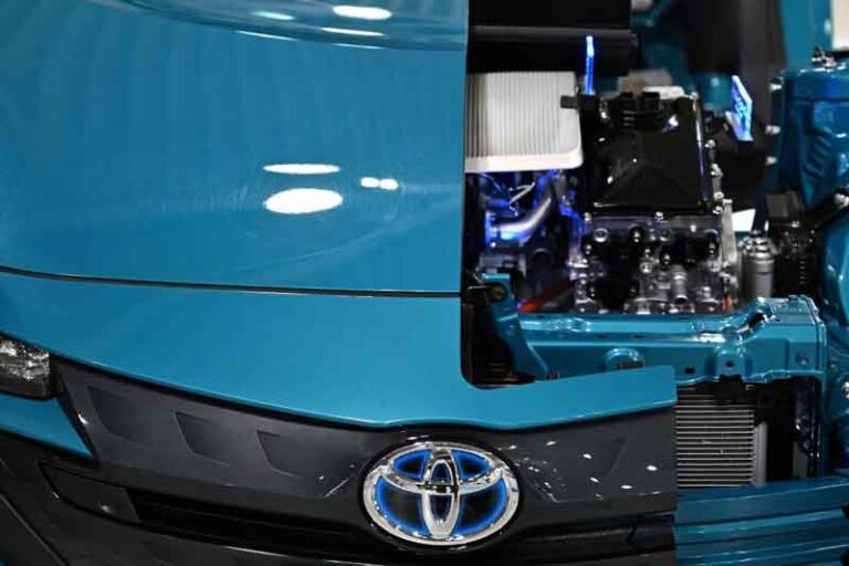 Toyota Patenkan Mobil Tanpa Awak yang Bisa Pergi Ke Tempat Cuci Sendiri