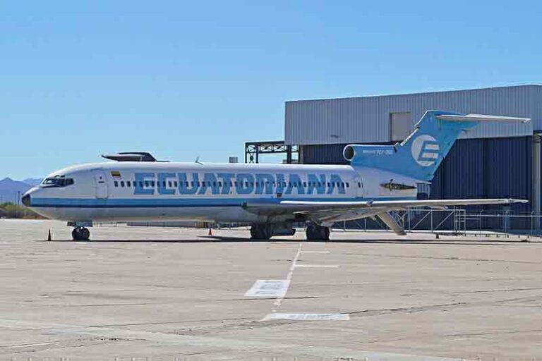 Maskapai Mana yang Masih Terbangkan Boeing 727 Sampai Saat Ini?