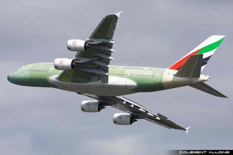 Airbus A380 Terbang dengan Dua Mesin Lebih Boros Dibanding Terbang dengan Empat Mesin, Kok Bisa?