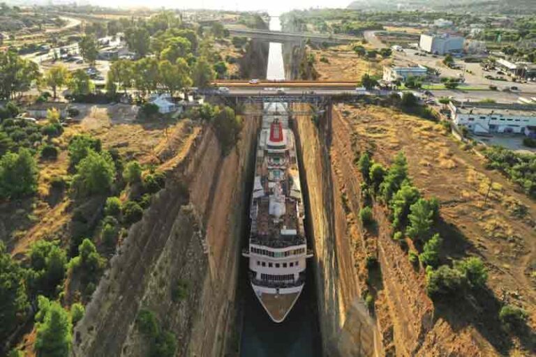 Berada di Yunani, Kanal Korintus Tak Bisa Bebas Dilalui Kapal Modern