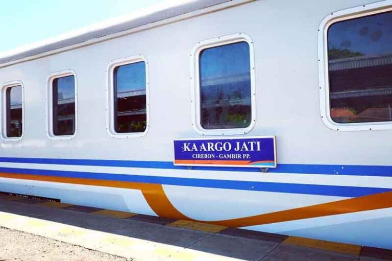KA Argo Jati Layani Penumpang dari Jakarta ke Cirebon Sejak 14 Tahun Lalu