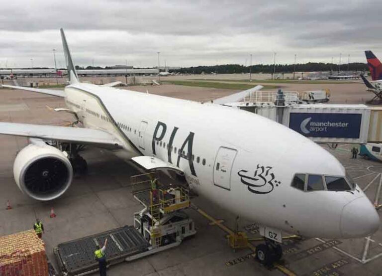 Pakistan Diguncang Krisis Ekonomi, Maskapai Nasional (PIA) Bakal Diprivatisasi