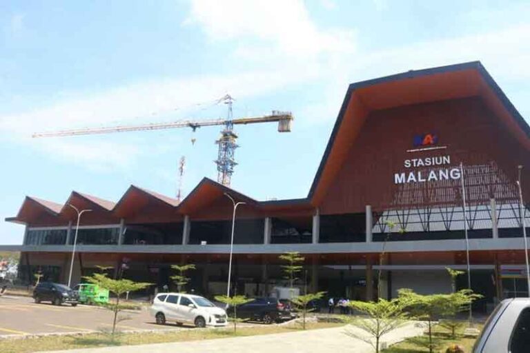 Resmi Beroperasi, Stasiun Malang yang Baru Bisa Tampung 2.500 Penumpang