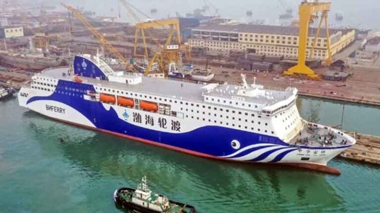Baru Selesai Dibangun dan Dikirim, Kapal Ferry Terbesar di Cina Mengalami Kebakaran