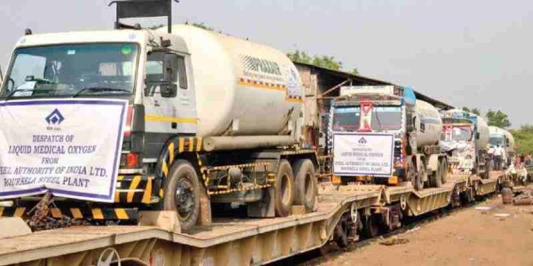 Kasus Covid Melonjak, India Jalankan Kereta ‘Khusus’ Pembawa Oksigen