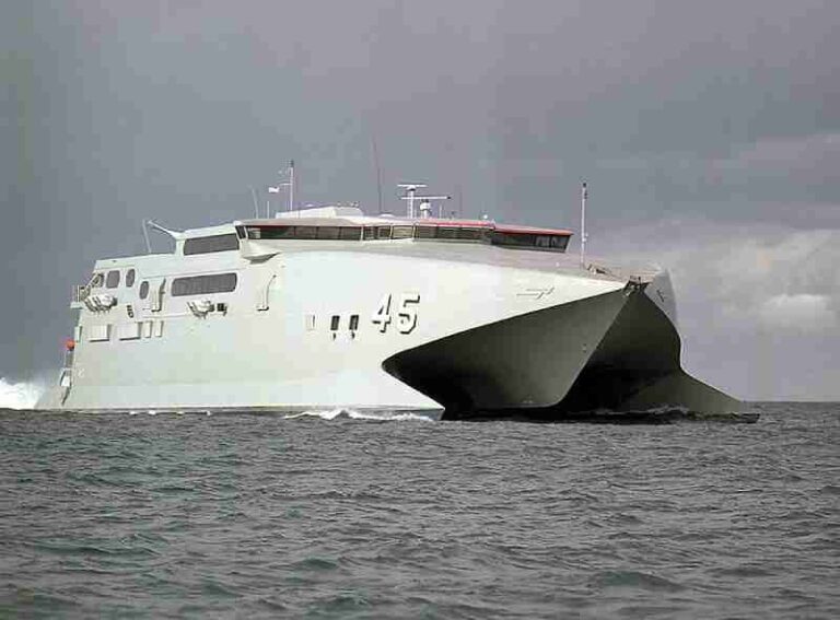 “Dili Express” – Kenangan Kapal Ferry Katamaran dalam Prahara Lepasnya Timor-Timur