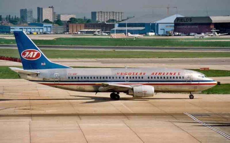 Air Serbia Operasikan Boeing 737-300 Selama 36 Tahun, Bagaimana Bisa?