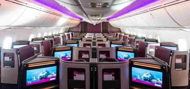 Terbang Perdana ke Milan, Qatar Airways Luncurkan New Business Class Suite di Boeing 787-9 Dreamliner