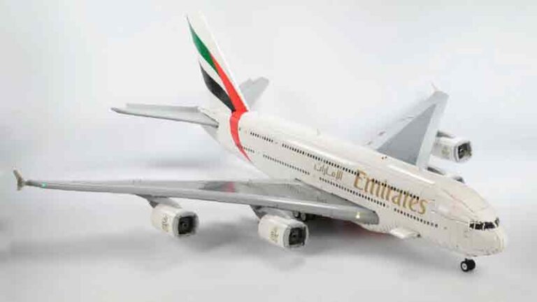 Intip Detail Interior-Eksterior Lego Airbus A380 yang Dibuat Selama 10 Bulan