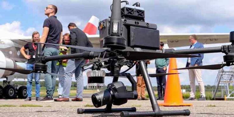 Pertama di Eropa, Drone DJI Sukses Inspeksi Pesawat Airbus A330 di Luar Hanggar