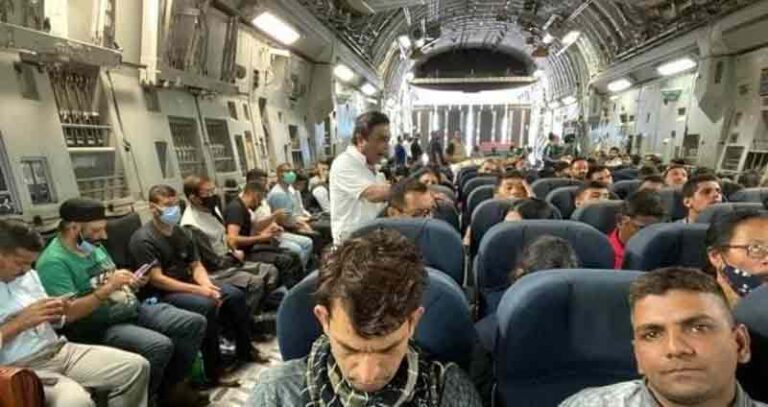 Mengenal Sidewall Seats, Kursi C-17 Globemaster yang ‘Hilang’ Saat Evakuasi Warga di Afghanistan