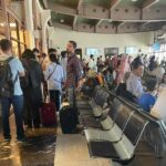 Suasana-di-bandara-kabul-sebelum-Taliban-kuasai-istana-kepresidenan-@BBCYaldaHakim