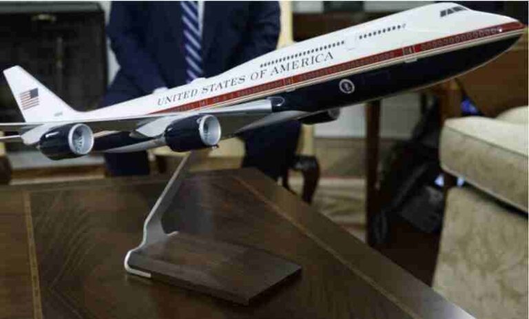 Boeing Rugi Rp4 Triliun di Proyek VC-25B Air Force One, Gegara Botol Tequila Kosong?
