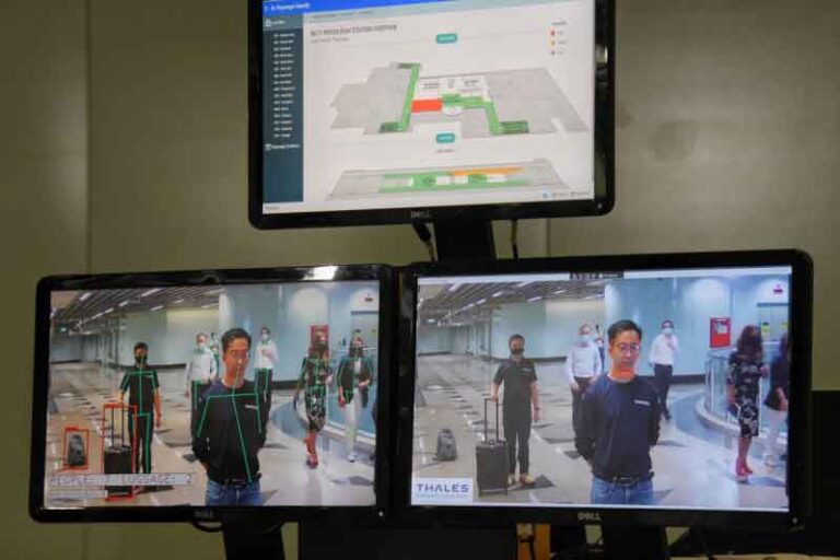 Lima Stasiun MRT di Singapura Hadirkan Sistem Deteksi Penumpang Tanpa Masker