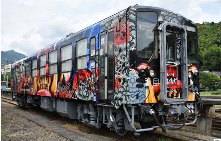 Kereta Karakter Akan Hadir di Stasiun Uwajima 9 dan 10 Oktober