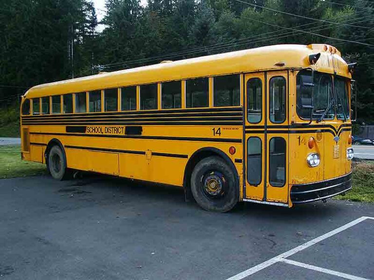 Gillig Transit Coach, Inilah Bus Sekolah dengan Kapasitas Terbesar yang Pernah Dibuat