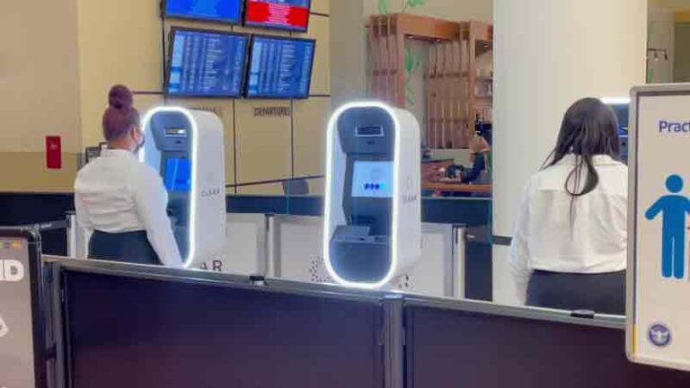 Inilah CLEAR, Teknologi Baru di Bandara: Penumpang Tak Perlu Keluarkan KTP atau Paspor!
