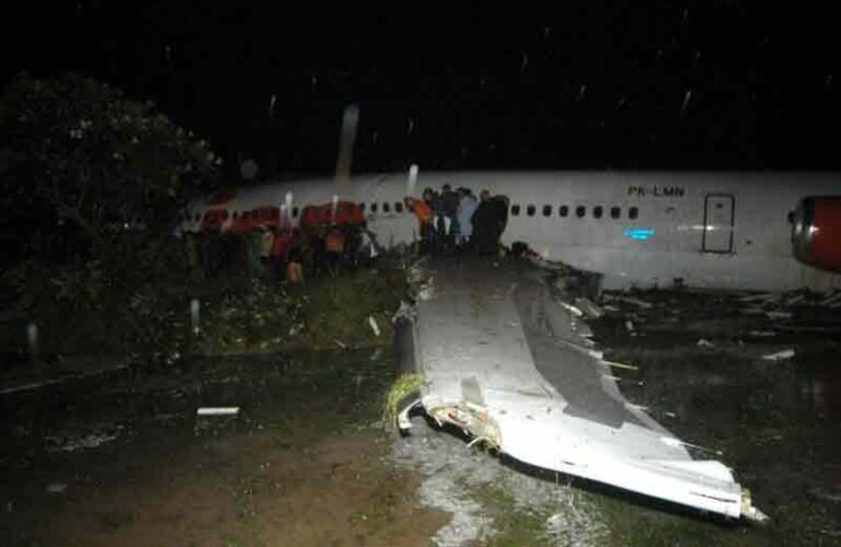 Hari Ini, 18 Tahun Lalu, Kecelakaan Pesawat MD-82 Lion Air di Solo Tewaskan 26 Orang