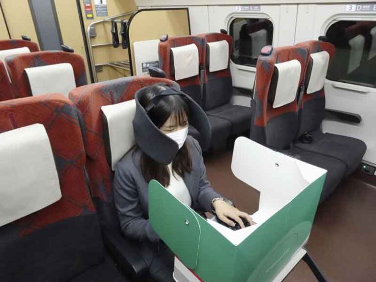 JR East Uji Coba Layanan “Gerbong Kantor” di Kereta Cepat Shinkansen