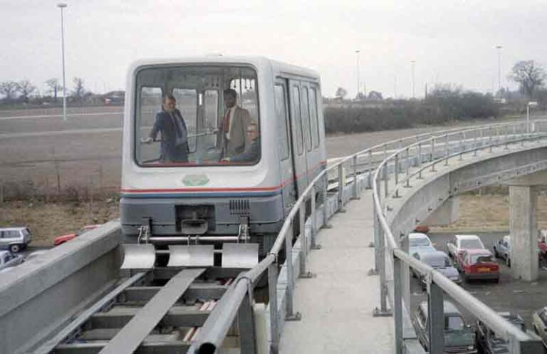 Kereta Maglev Pertama di Dunia Cuma 11 Tahun Beroperasi, Kenapa?